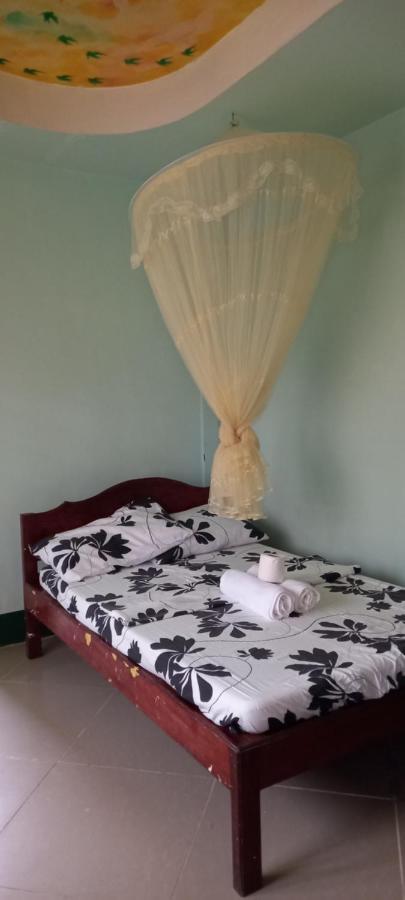 Rodel Yellow Hauz Itaytay المظهر الخارجي الصورة